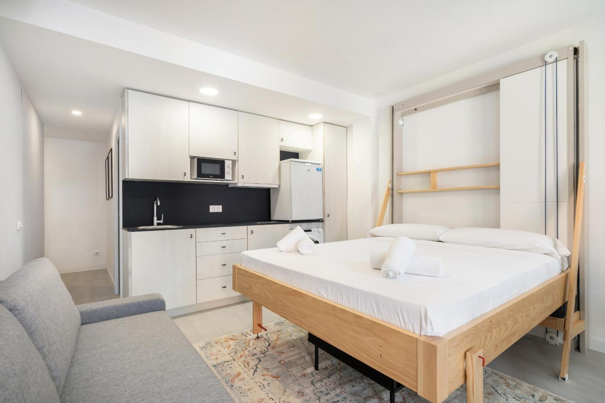 Madriver Apartamentos Reformados Con Parking Gratuito Экстерьер фото
