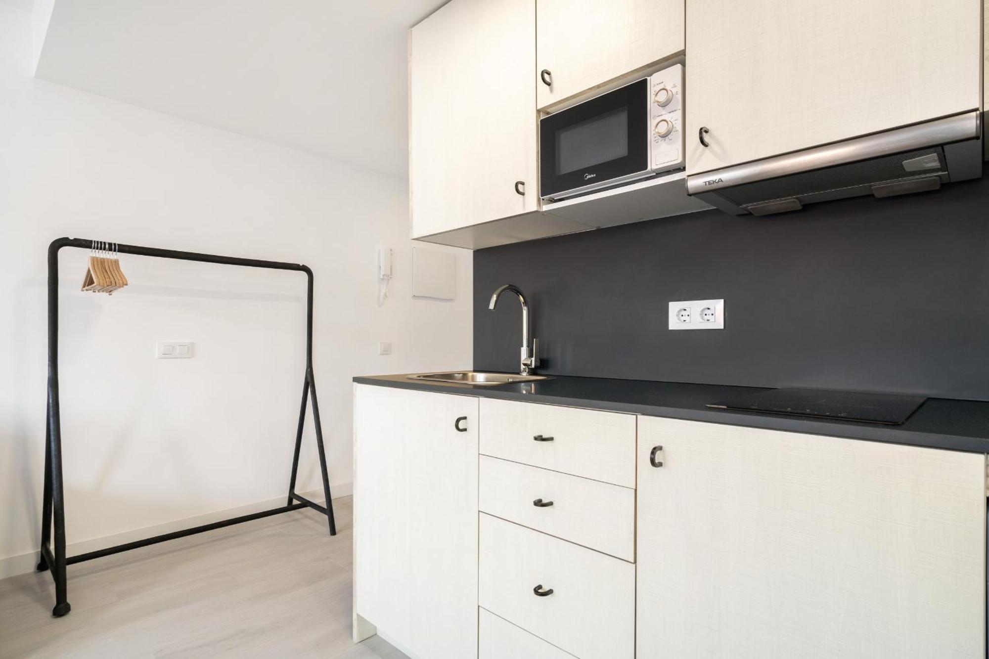 Madriver Apartamentos Reformados Con Parking Gratuito Экстерьер фото