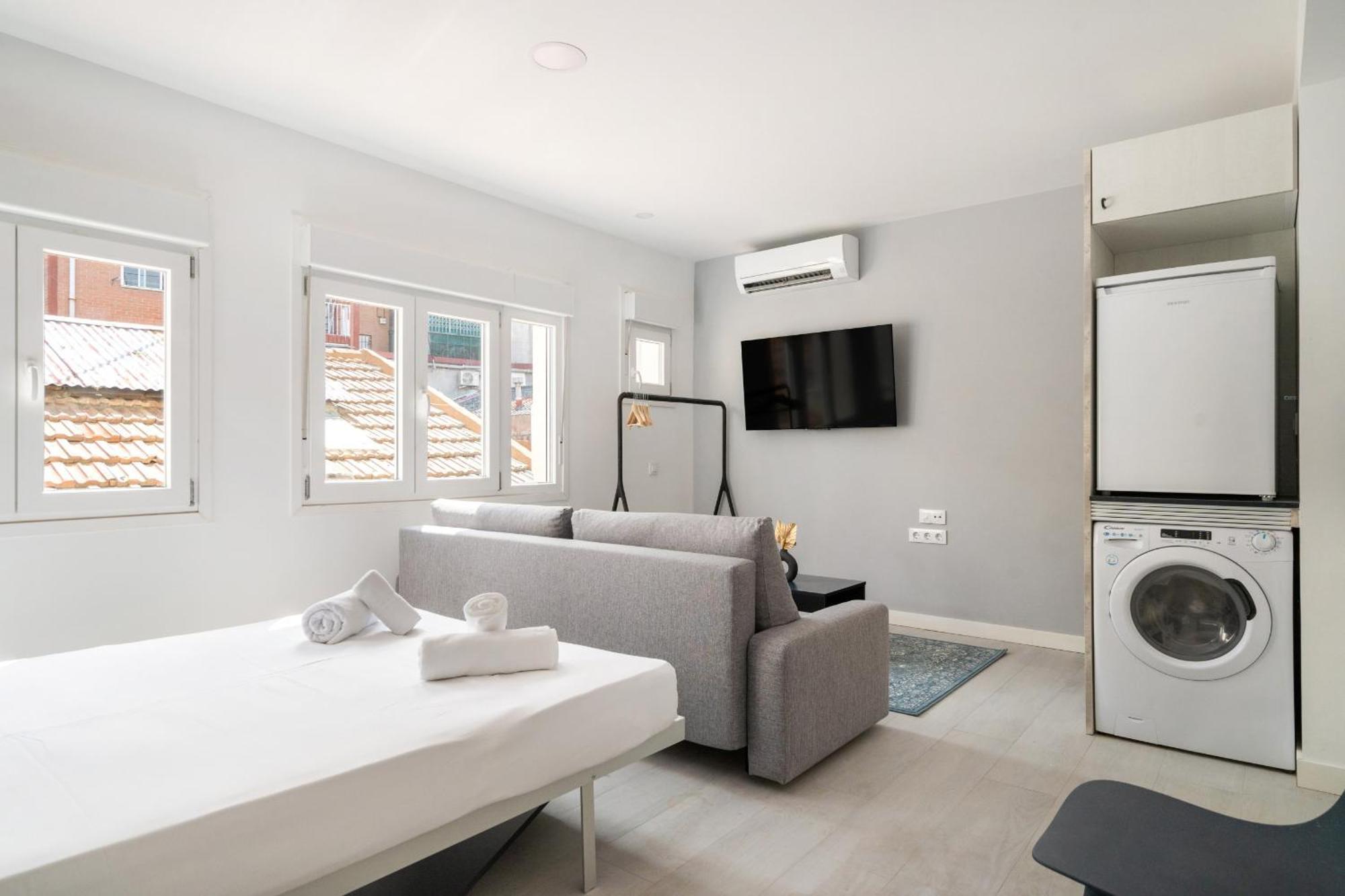 Madriver Apartamentos Reformados Con Parking Gratuito Экстерьер фото