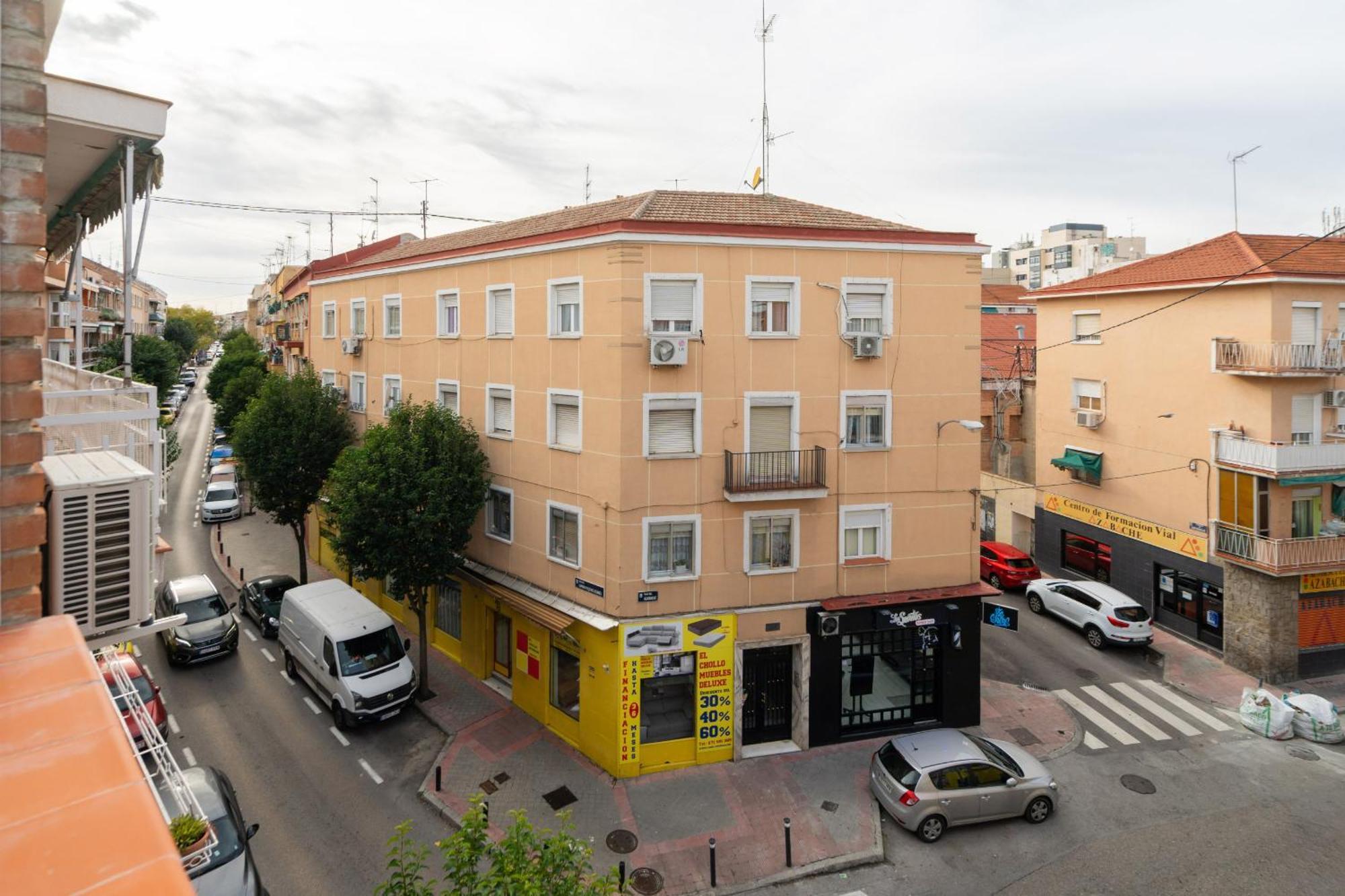 Madriver Apartamentos Reformados Con Parking Gratuito Экстерьер фото